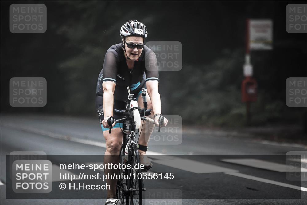 13.09.2026 - Stadtparktriathlon H.Heesch http://msf.ph/oto/10356145 13.09.2026 09:43:20 Radfahren 185 meine-sportfotos.de