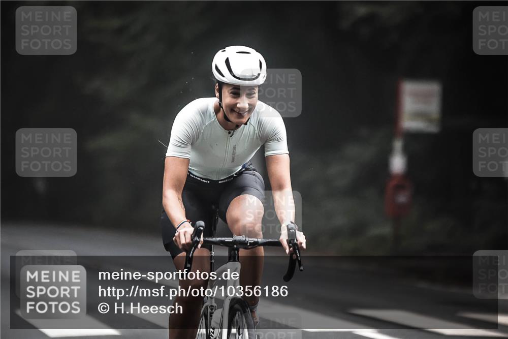 13.09.2026 - Stadtparktriathlon H.Heesch http://msf.ph/oto/10356186 13.09.2026 09:43:45 Radfahren 155 meine-sportfotos.de