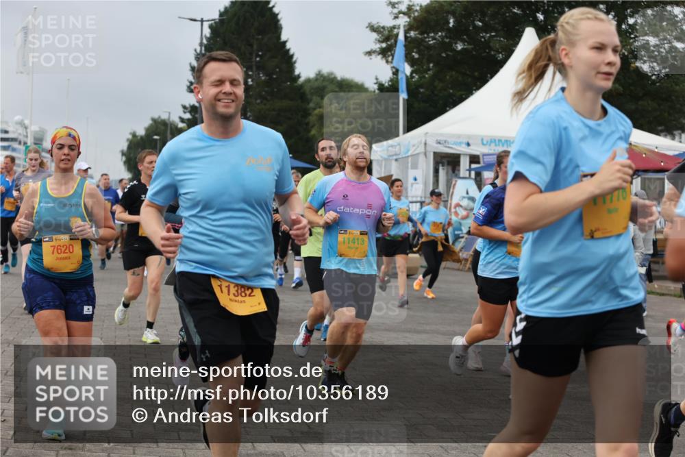 13.09.2026 - Kiel Lauf Andreas Tolksdorf http://msf.ph/oto/10356189 13.09.2026 09:58:58 Kiellinie 48, 7620, 11382, 39, 11413 meine-sportfotos.de