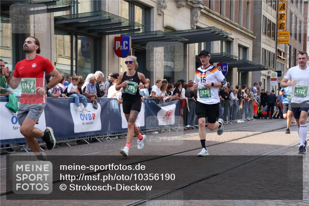 13.09.2026 - 21. swb-Marathon Bremen Strokosch-Dieckow http://msf.ph/oto/10356190 13.09.2026 13:34:03 Ziel 682, 784, 809, 911, 1307, 1364, 2215, 2355, 2464, 3029, 3068, 3162, 3214, 3318, 3409, 3632, 3636, 3890, 4112, 4616, 5147, 5265, 5489, 5566, 5768, 5852, 6255, 6350, 6405, 7113, 7168, 7696, 7746, 7897, 7962, 8381, 8870, 9094, 9100, 9402, 9453, 9802, 9905, 10058, 13112, 1364, 1656, 2355, 2405, 2727, 3162, 3389, 3522, 3790, 3984, 4554, 4613, 4658, 4874, 5063, 5156, 5341, 5513, 5563, 5587, 6090, 6151, 6508, 6509, 6623, 7047, 7126, 7303, 7354, 7431, 8025 meine-sportfotos.de