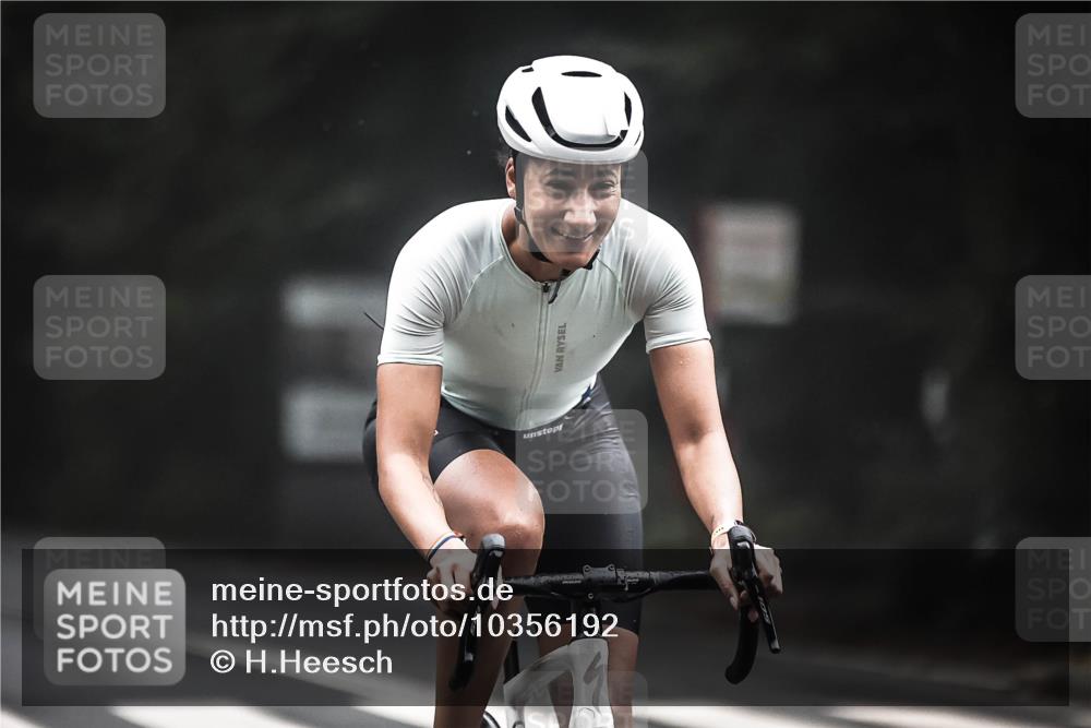 13.09.2026 - Stadtparktriathlon H.Heesch http://msf.ph/oto/10356192 13.09.2026 09:43:46 Radfahren 155 meine-sportfotos.de