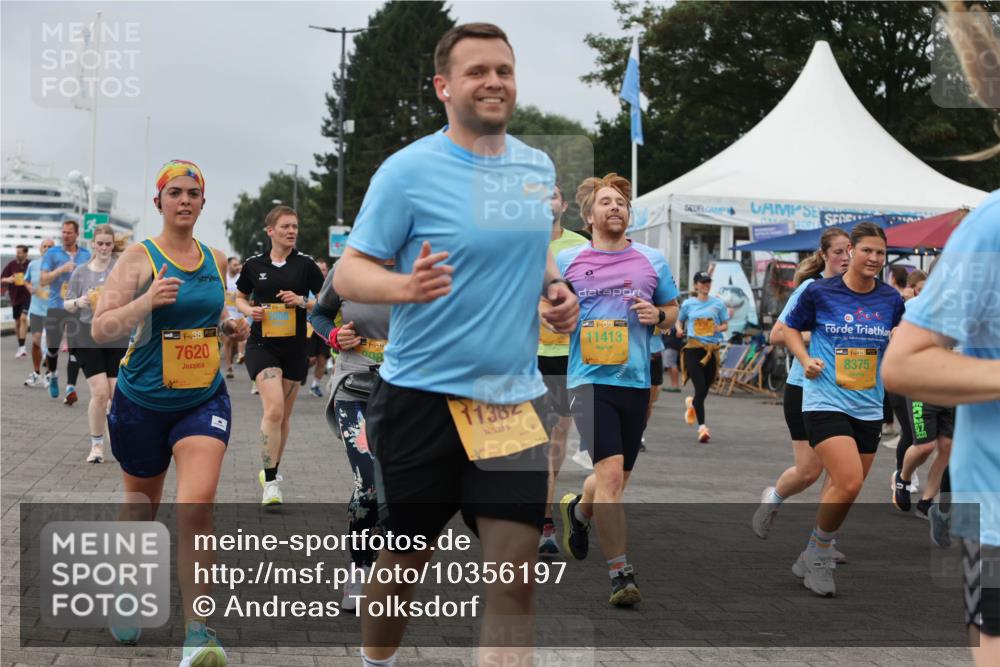 13.09.2026 - Kiel Lauf Andreas Tolksdorf http://msf.ph/oto/10356197 13.09.2026 09:58:58 Kiellinie 38, 7620, 4, 39, 008, 11382, 1, 38, 11413, 38, 8375 meine-sportfotos.de