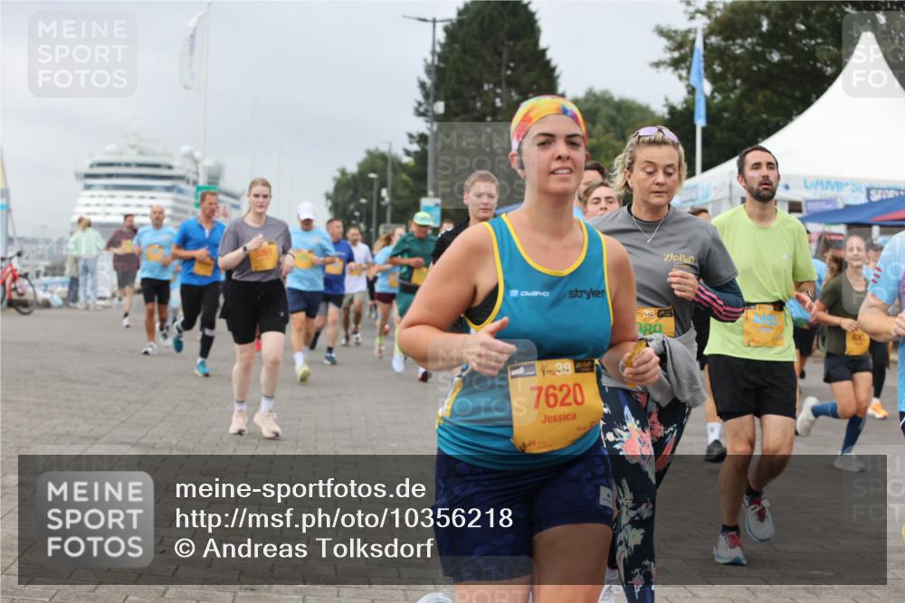 13.09.2026 - Kiel Lauf Andreas Tolksdorf http://msf.ph/oto/10356218 13.09.2026 09:58:59 Kiellinie 3261, 38, 7620, 80, 406 meine-sportfotos.de