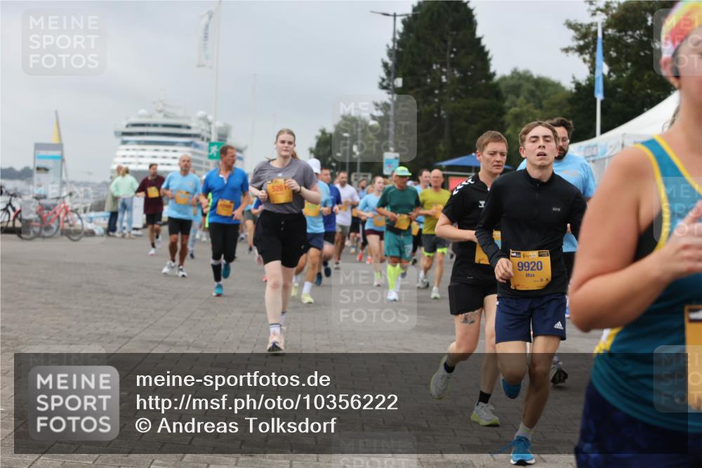 13.09.2026 - Kiel Lauf Andreas Tolksdorf http://msf.ph/oto/10356222 13.09.2026 09:58:59 Kiellinie 526, 9920 meine-sportfotos.de
