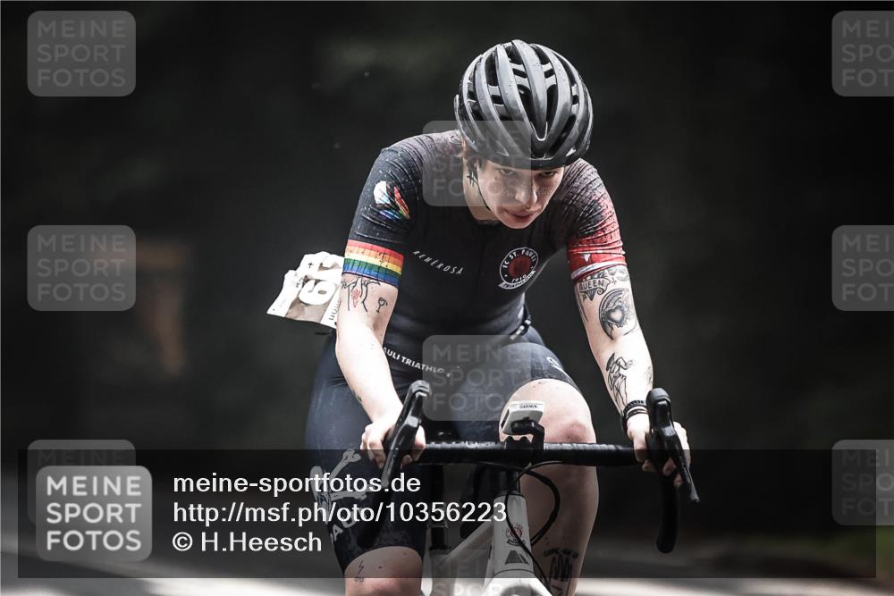 13.09.2026 - Stadtparktriathlon H.Heesch http://msf.ph/oto/10356223 13.09.2026 09:43:58 Radfahren 209 meine-sportfotos.de