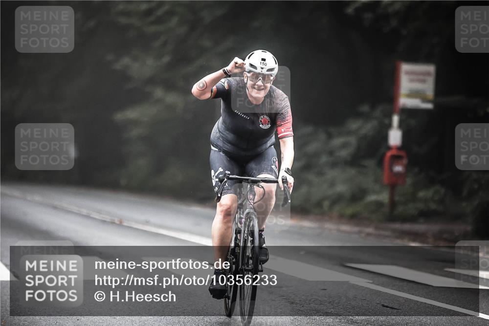13.09.2026 - Stadtparktriathlon H.Heesch http://msf.ph/oto/10356233 13.09.2026 09:45:29 Radfahren 150 meine-sportfotos.de