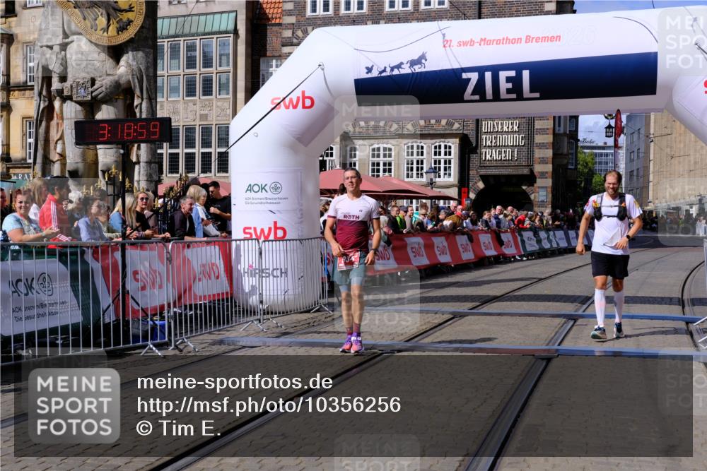 13.09.2026 - 21. swb-Marathon Bremen Tim E. http://msf.ph/oto/10356256 13.09.2026 12:49:48 Ziel 968, 1483 meine-sportfotos.de