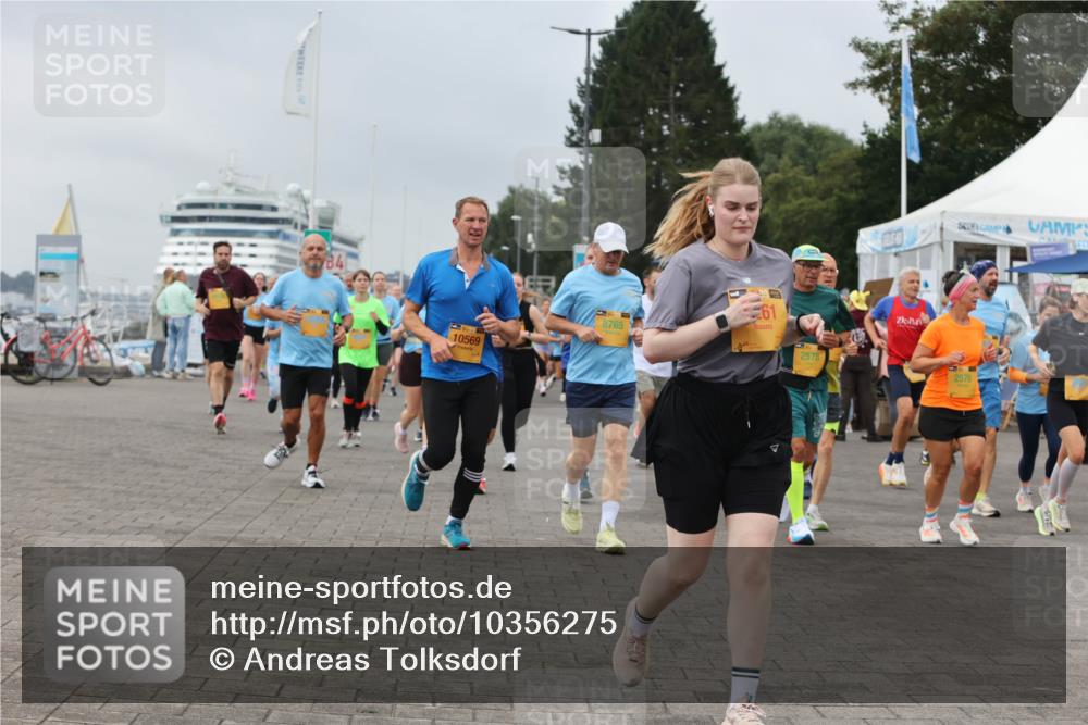 13.09.2026 - Kiel Lauf Andreas Tolksdorf http://msf.ph/oto/10356275 13.09.2026 09:59:01 Kiellinie 10569, 8765, 2578, 2576 meine-sportfotos.de