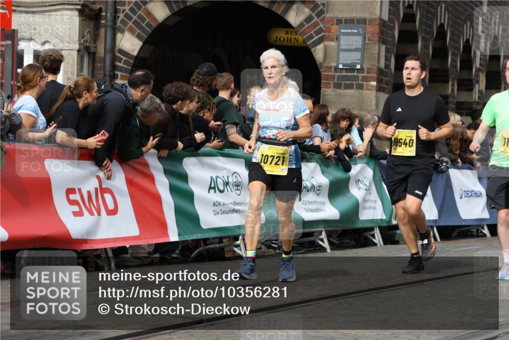 13.09.2026 - 21. swb-Marathon Bremen Strokosch-Dieckow http://msf.ph/oto/10356281 13.09.2026 10:56:48 Ziel 10184, 10211, 10240, 10322, 10356, 10372, 10670, 10675, 10844, 11069, 11256, 11317, 11349, 11407, 11570, 11795, 11844, 11855, 11871, 11911, 11996, 12543, 10157, 10408, 10610, 11000, 11079, 11328, 11946, 12032, 12284 meine-sportfotos.de