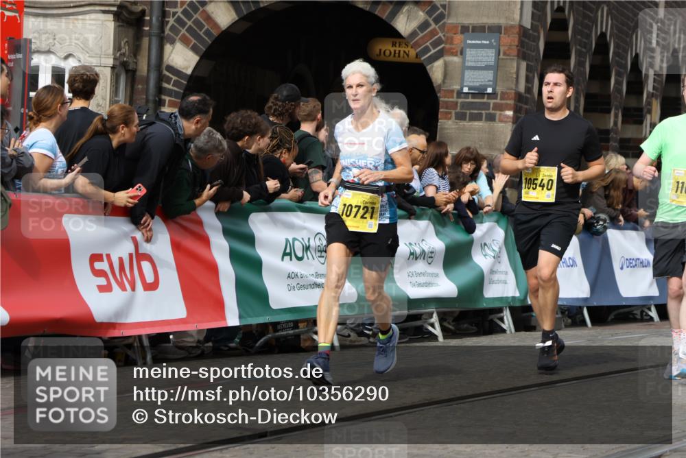 13.09.2026 - 21. swb-Marathon Bremen Strokosch-Dieckow http://msf.ph/oto/10356290 13.09.2026 10:56:48 Ziel 10184, 10211, 10240, 10322, 10356, 10372, 10670, 10675, 10844, 11069, 11256, 11317, 11349, 11407, 11570, 11795, 11844, 11855, 11871, 11911, 11996, 12543, 10157, 10408, 10610, 11000, 11079, 11328, 11946, 12032, 12284 meine-sportfotos.de