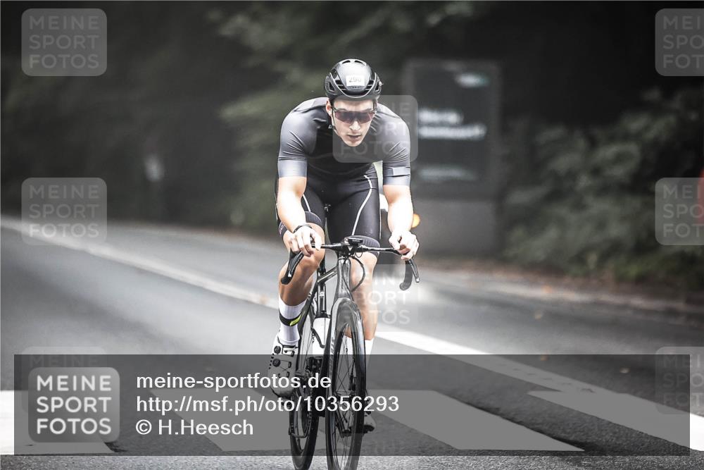 13.09.2026 - Stadtparktriathlon H.Heesch http://msf.ph/oto/10356293 13.09.2026 09:47:08 Radfahren 226, 290 meine-sportfotos.de