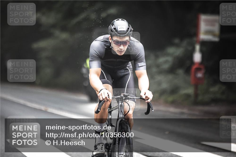 13.09.2026 - Stadtparktriathlon H.Heesch http://msf.ph/oto/10356300 13.09.2026 09:47:08 Radfahren 226, 290 meine-sportfotos.de