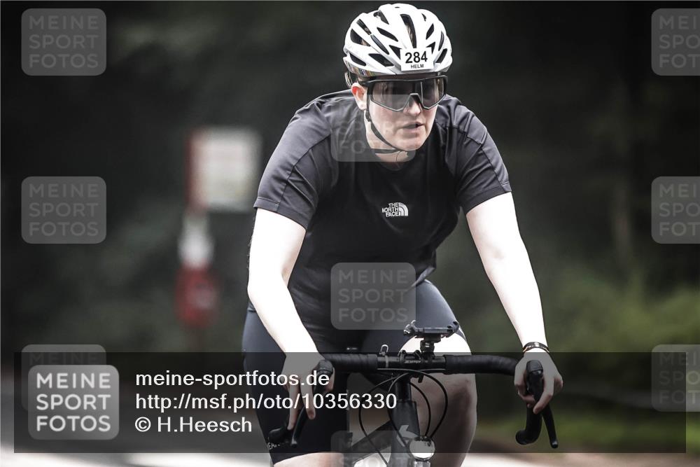 13.09.2026 - Stadtparktriathlon H.Heesch http://msf.ph/oto/10356330 13.09.2026 09:48:09 Radfahren 284 meine-sportfotos.de