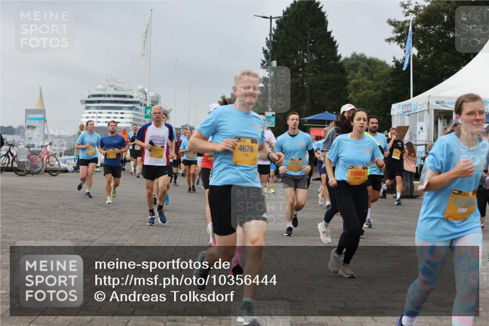 13.09.2026 - Kiel Lauf Andreas Tolksdorf http://msf.ph/oto/10356444 13.09.2026 09:59:08 Kiellinie 10411, 4678, 1, 39, 10061 meine-sportfotos.de