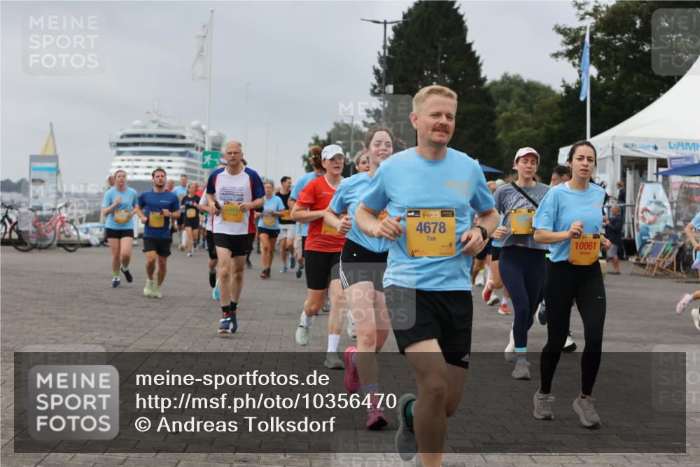 13.09.2026 - Kiel Lauf Andreas Tolksdorf http://msf.ph/oto/10356470 13.09.2026 09:59:09 Kiellinie 10417, 4, 38, 4678, 3, 10061 meine-sportfotos.de