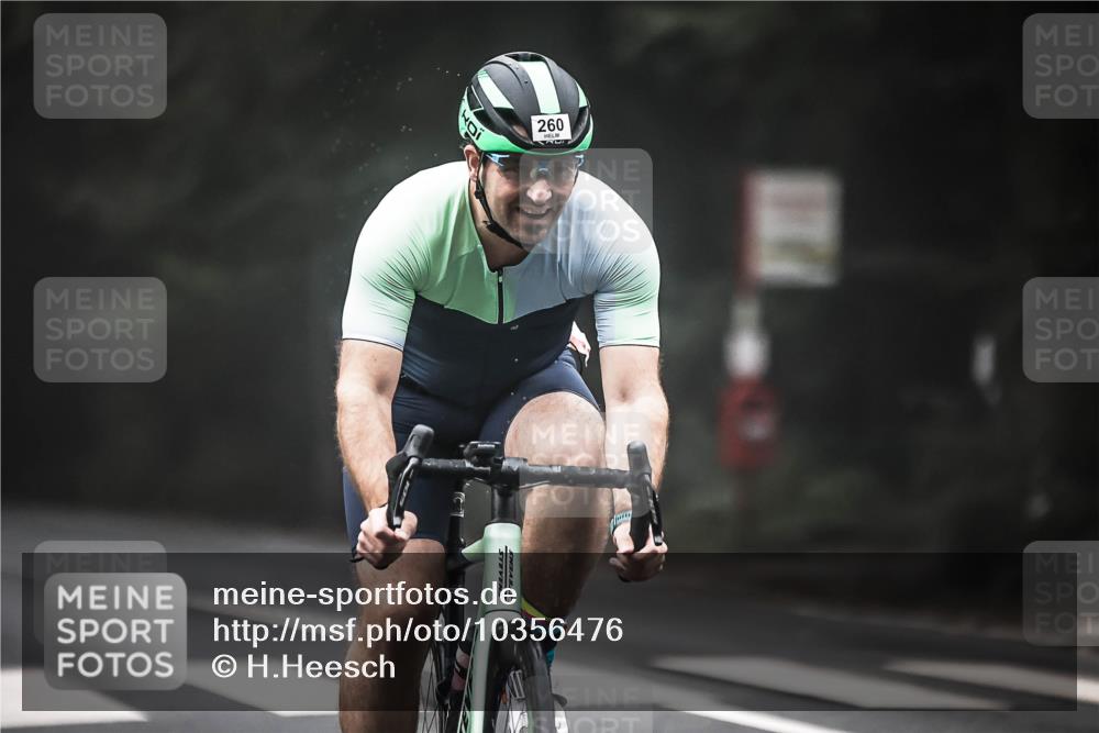13.09.2026 - Stadtparktriathlon H.Heesch http://msf.ph/oto/10356476 13.09.2026 09:49:23 Radfahren 212, 260 meine-sportfotos.de