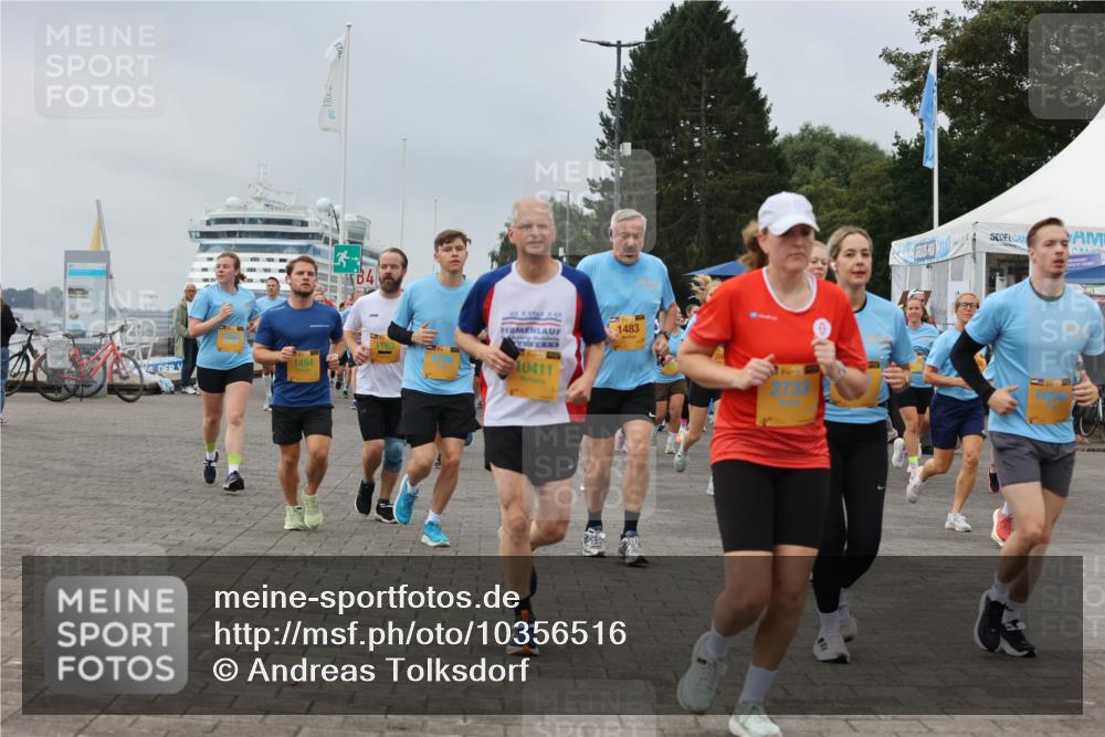 13.09.2026 - Kiel Lauf Andreas Tolksdorf http://msf.ph/oto/10356516 13.09.2026 09:59:10 Kiellinie 1494, 4, 2003, 10411, 1483 meine-sportfotos.de