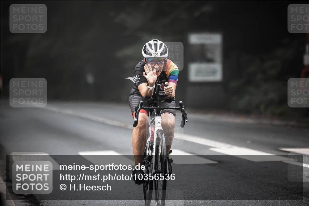 13.09.2026 - Stadtparktriathlon H.Heesch http://msf.ph/oto/10356536 13.09.2026 09:49:44 Radfahren 151, 279, 340 meine-sportfotos.de
