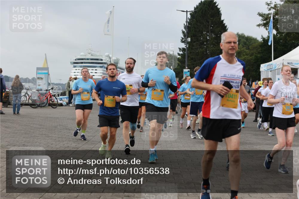 13.09.2026 - Kiel Lauf Andreas Tolksdorf http://msf.ph/oto/10356538 13.09.2026 09:59:11 Kiellinie 1494, 8788, 12515, 0411 meine-sportfotos.de