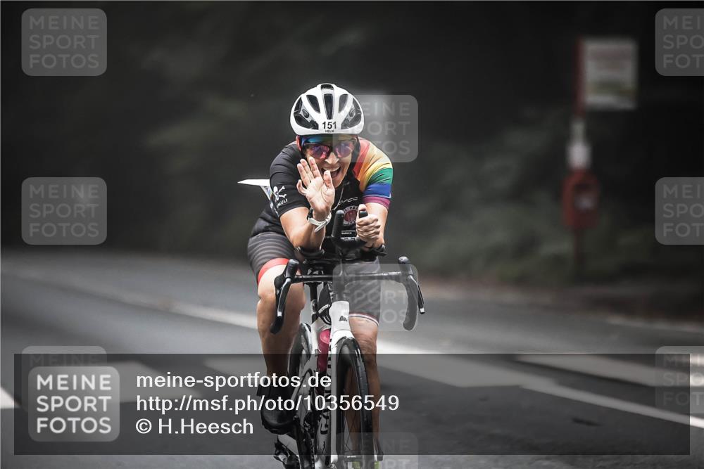 13.09.2026 - Stadtparktriathlon H.Heesch http://msf.ph/oto/10356549 13.09.2026 09:49:45 Radfahren 151, 279, 340 meine-sportfotos.de