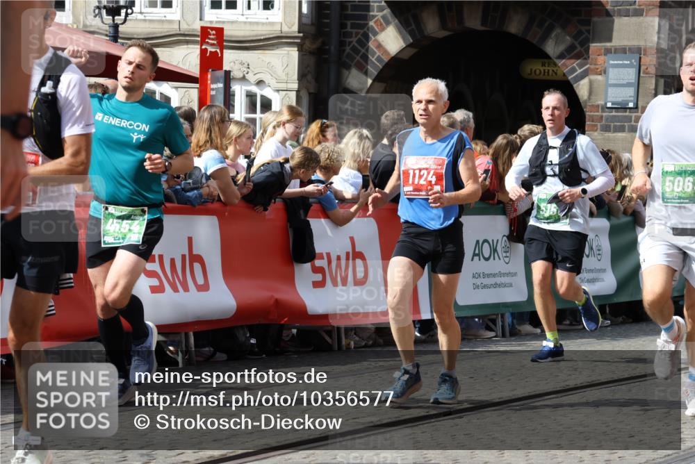 13.09.2026 - 21. swb-Marathon Bremen Strokosch-Dieckow http://msf.ph/oto/10356577 13.09.2026 13:33:45 Ziel 831, 1124, 2283, 2980, 3562, 4052, 4219, 4243, 4492, 4536, 4543, 4565, 5040, 5560, 5660, 5726, 5790, 5861, 5862, 5914, 6256, 6421, 6597, 6614, 6777, 6844, 6882, 6915, 6997, 7145, 7421, 7467, 7523, 7789, 7863, 8093, 8177, 8501, 8599, 8602, 8691, 9206, 9508, 9616, 9856, 9883, 10114, 13078, 13084, 1656, 2727, 3389, 3522, 4554, 4613, 4658, 4874, 5156, 5513, 5563, 5587, 6151, 6508, 6509, 6623, 7047, 7354, 7431, 8025, 8512, 8641, 9068, 9128, 9344 meine-sportfotos.de