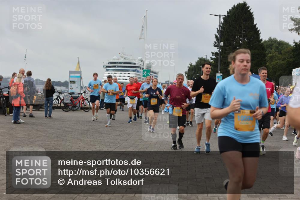13.09.2026 - Kiel Lauf Andreas Tolksdorf http://msf.ph/oto/10356621 13.09.2026 09:59:14 Kiellinie 1015 meine-sportfotos.de