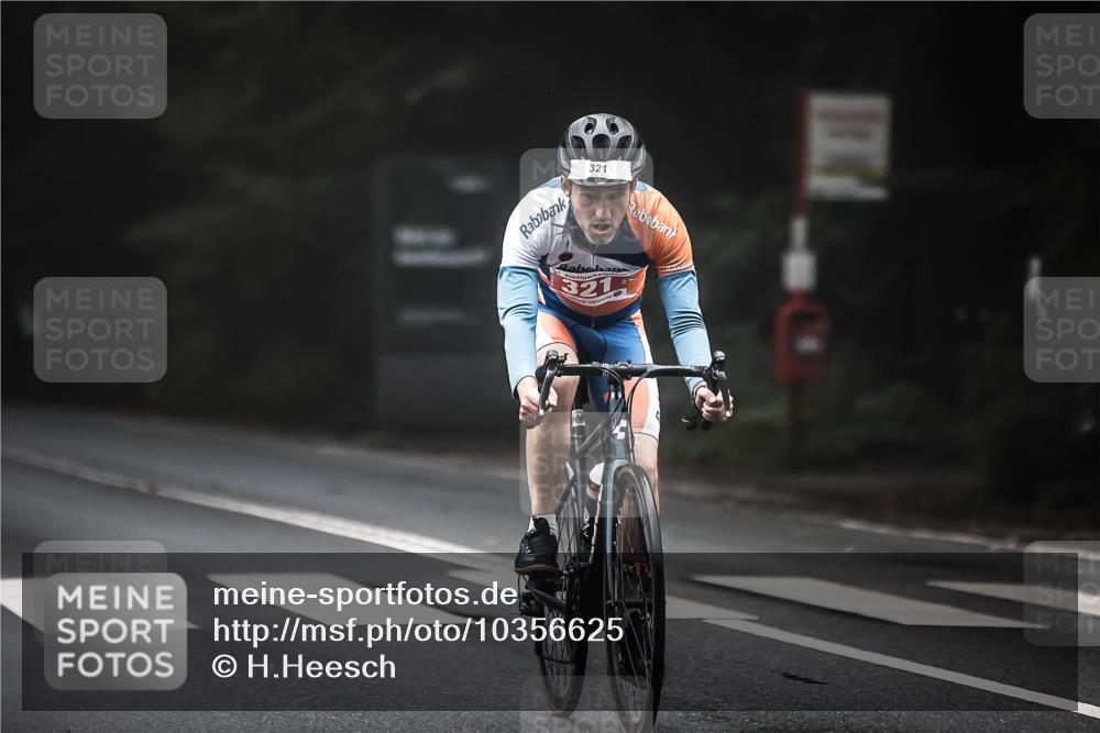 13.09.2026 - Stadtparktriathlon H.Heesch http://msf.ph/oto/10356625 13.09.2026 09:50:19 Radfahren 171, 314, 321 meine-sportfotos.de