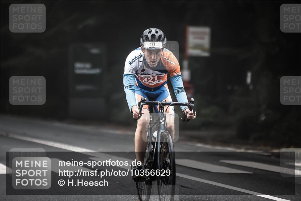 13.09.2026 - Stadtparktriathlon H.Heesch http://msf.ph/oto/10356629 13.09.2026 09:50:19 Radfahren 171, 314, 321 meine-sportfotos.de