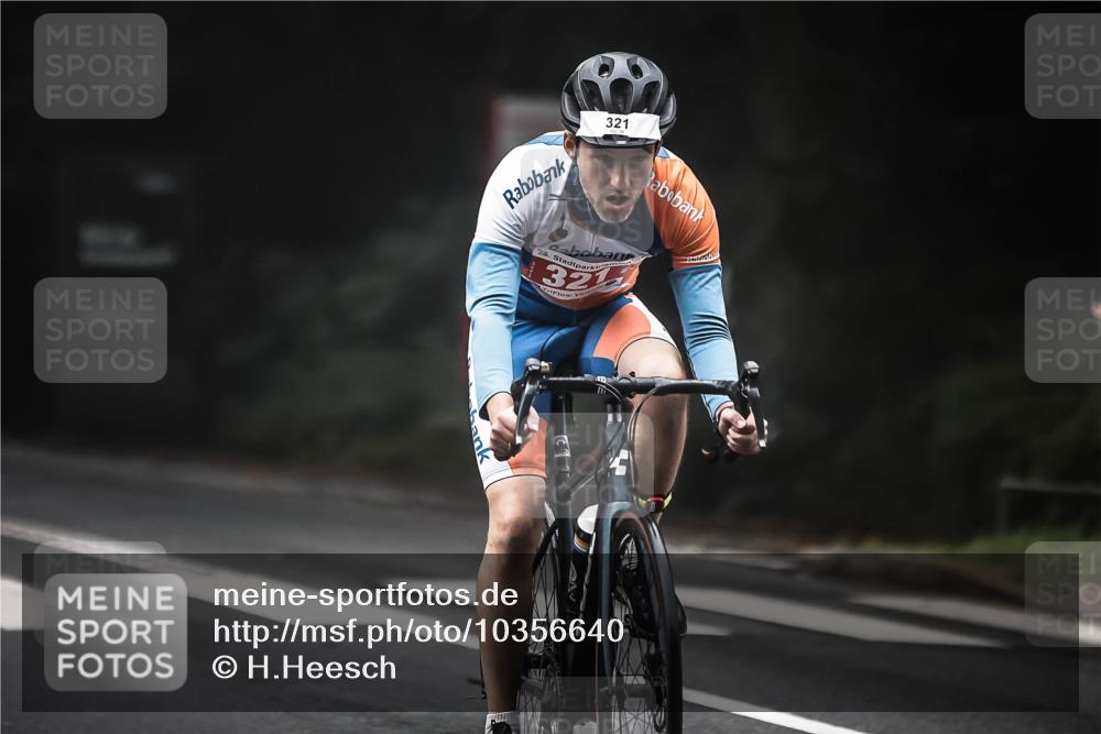 13.09.2026 - Stadtparktriathlon H.Heesch http://msf.ph/oto/10356640 13.09.2026 09:50:19 Radfahren 171, 314, 321 meine-sportfotos.de