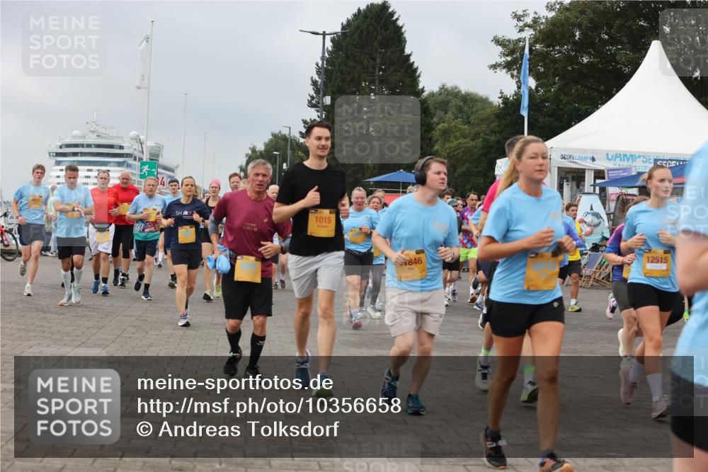 13.09.2026 - Kiel Lauf Andreas Tolksdorf http://msf.ph/oto/10356658 13.09.2026 09:59:15 Kiellinie 21, 5, 1015, 846, 12515 meine-sportfotos.de