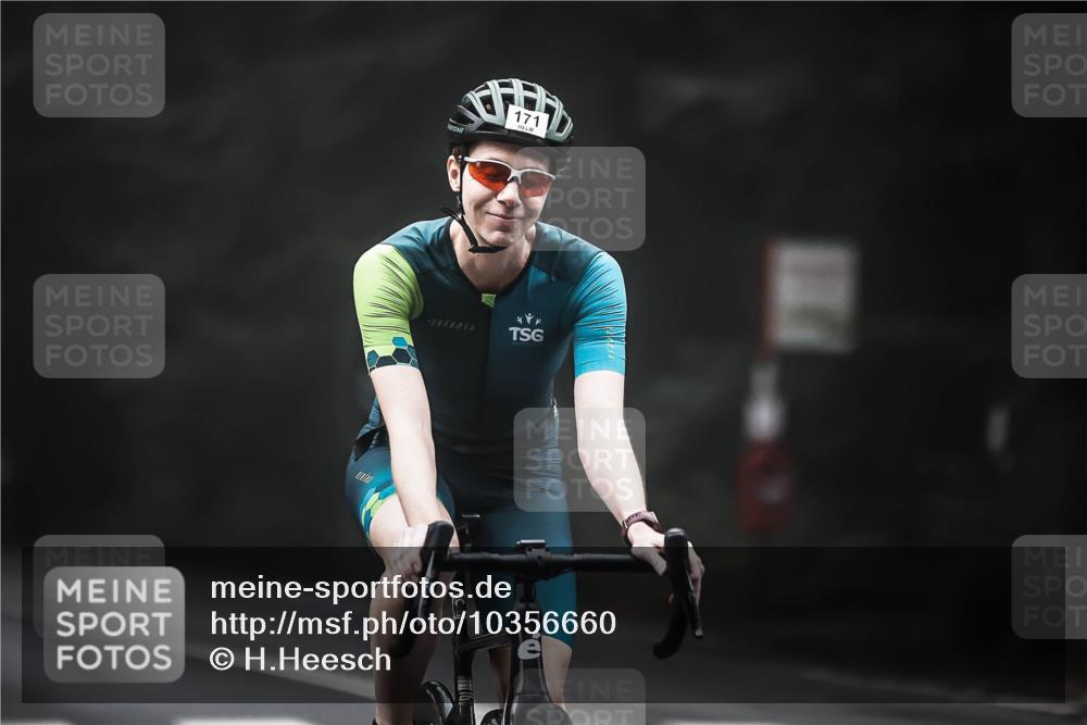 13.09.2026 - Stadtparktriathlon H.Heesch http://msf.ph/oto/10356660 13.09.2026 09:50:23 Radfahren 171, 321 meine-sportfotos.de
