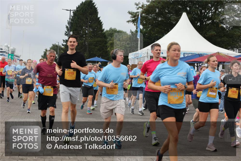 13.09.2026 - Kiel Lauf Andreas Tolksdorf http://msf.ph/oto/10356662 13.09.2026 09:59:16 Kiellinie 34, 21, 0975, 39, 1015, 1869, 12515, 1046, 374 meine-sportfotos.de