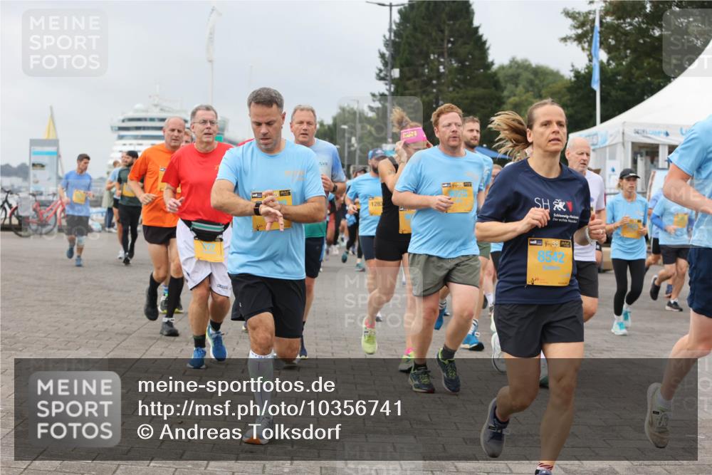 13.09.2026 - Kiel Lauf Andreas Tolksdorf http://msf.ph/oto/10356741 13.09.2026 09:59:19 Kiellinie 1283, 38, 8542 meine-sportfotos.de