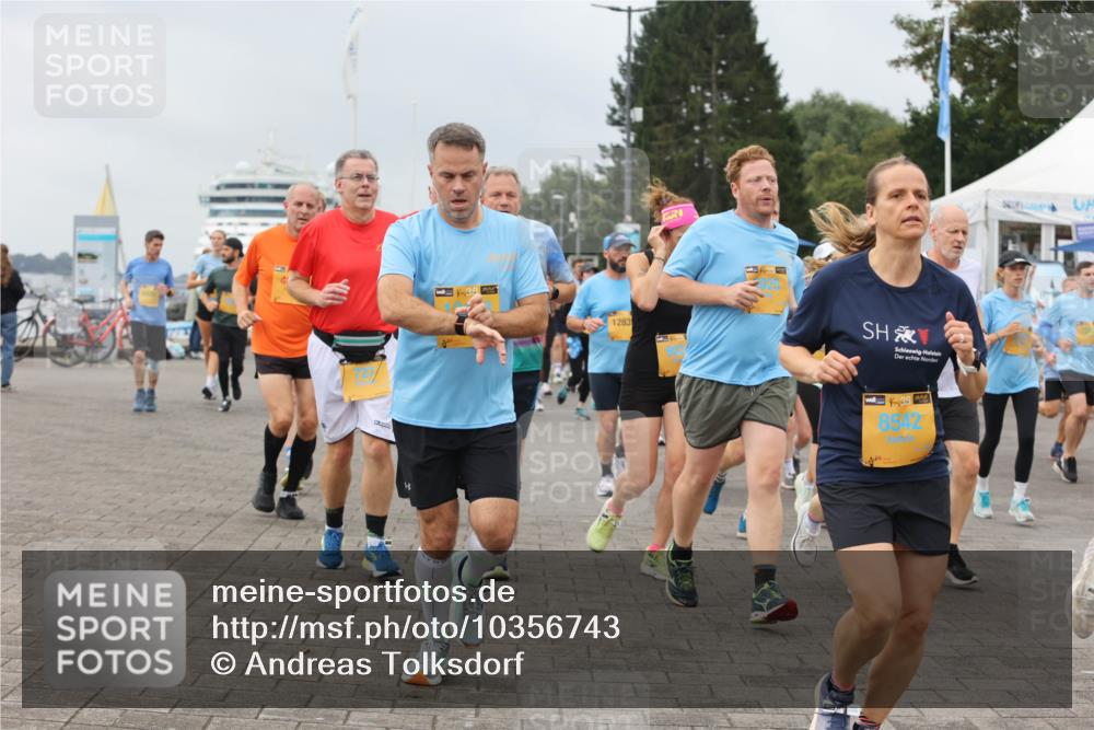 13.09.2026 - Kiel Lauf Andreas Tolksdorf http://msf.ph/oto/10356743 13.09.2026 09:59:19 Kiellinie 1283, 8542 meine-sportfotos.de