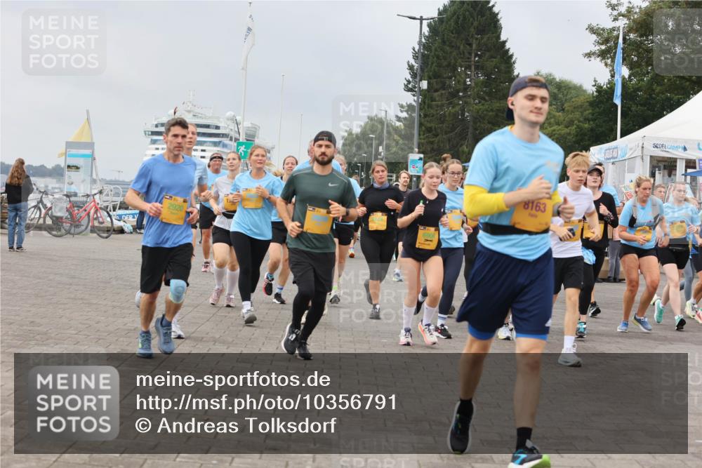 13.09.2026 - Kiel Lauf Andreas Tolksdorf http://msf.ph/oto/10356791 13.09.2026 09:59:23 Kiellinie 2920, 690, 8163 meine-sportfotos.de