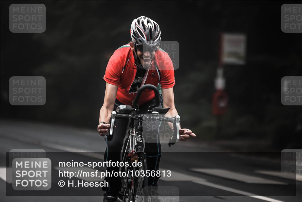 13.09.2026 - Stadtparktriathlon H.Heesch http://msf.ph/oto/10356813 13.09.2026 09:50:53 Radfahren 271, 293, 310 meine-sportfotos.de