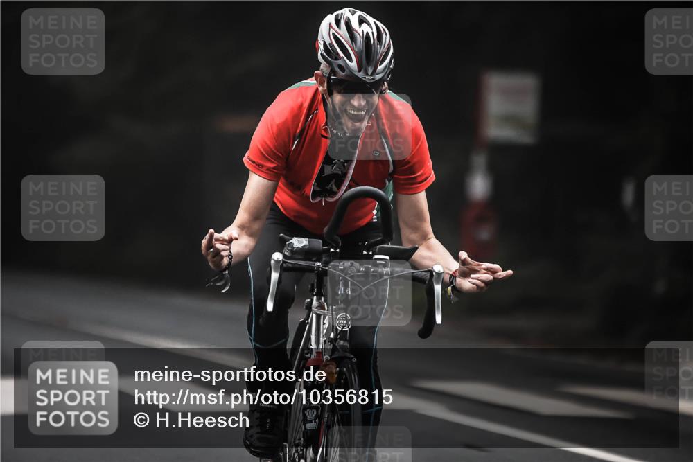 13.09.2026 - Stadtparktriathlon H.Heesch http://msf.ph/oto/10356815 13.09.2026 09:50:54 Radfahren 271, 285, 293, 310 meine-sportfotos.de