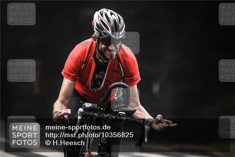 13.09.2026 - Stadtparktriathlon H.Heesch http://msf.ph/oto/10356825 13.09.2026 09:50:54 Radfahren 271, 285, 293, 310 meine-sportfotos.de