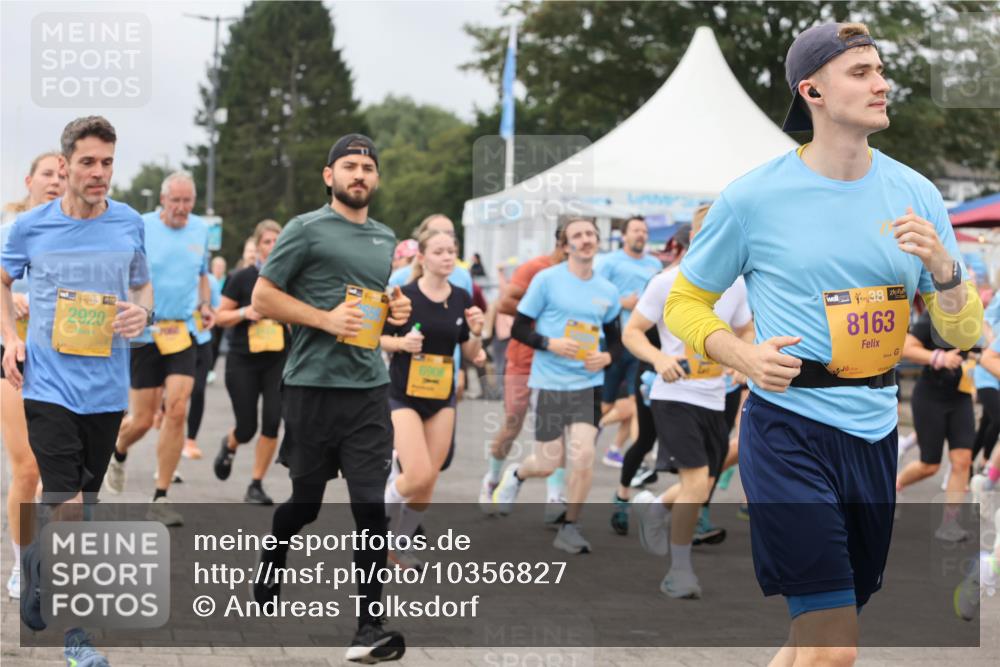 13.09.2026 - Kiel Lauf Andreas Tolksdorf http://msf.ph/oto/10356827 13.09.2026 09:59:24 Kiellinie 2920, 38, 8163 meine-sportfotos.de