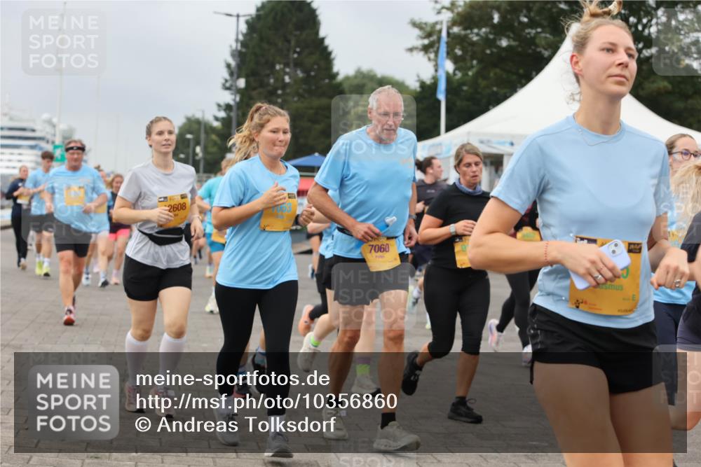 13.09.2026 - Kiel Lauf Andreas Tolksdorf http://msf.ph/oto/10356860 13.09.2026 09:59:26 Kiellinie 2608, 7060 meine-sportfotos.de