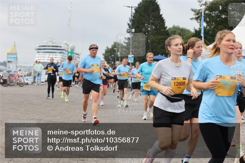 13.09.2026 - Kiel Lauf Andreas Tolksdorf http://msf.ph/oto/10356877 13.09.2026 09:59:27 Kiellinie 38, 10809, 12608, 38, 7053 meine-sportfotos.de