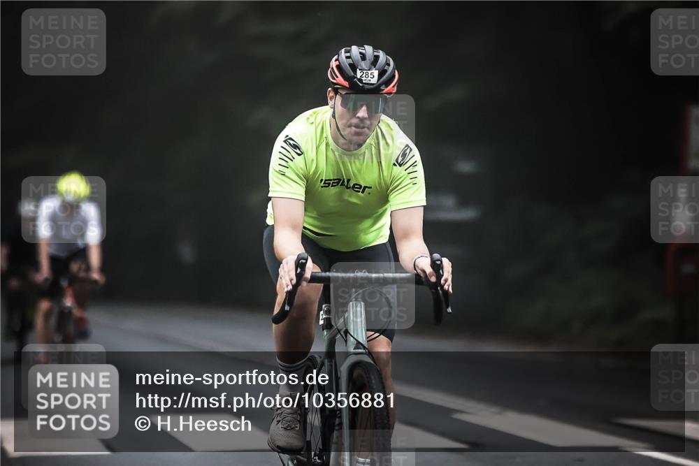 13.09.2026 - Stadtparktriathlon H.Heesch http://msf.ph/oto/10356881 13.09.2026 09:51:01 Radfahren 217, 227, 239, 285, 293 meine-sportfotos.de