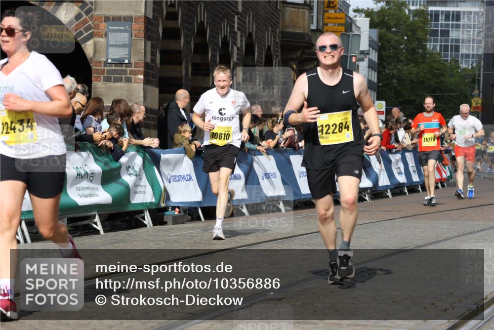 13.09.2026 - 21. swb-Marathon Bremen Strokosch-Dieckow http://msf.ph/oto/10356886 13.09.2026 10:56:59 Ziel 10240, 10356, 10372, 10486, 10540, 10721, 10771, 10824, 10888, 10936, 11064, 11069, 11349, 11407, 11474, 11601, 11855, 11871, 11872, 11911, 11996, 12434, 12543, 10157, 10166, 10578, 10700, 10772, 10969, 11236, 11292, 11484, 11667, 12032, 12382, 12383 meine-sportfotos.de