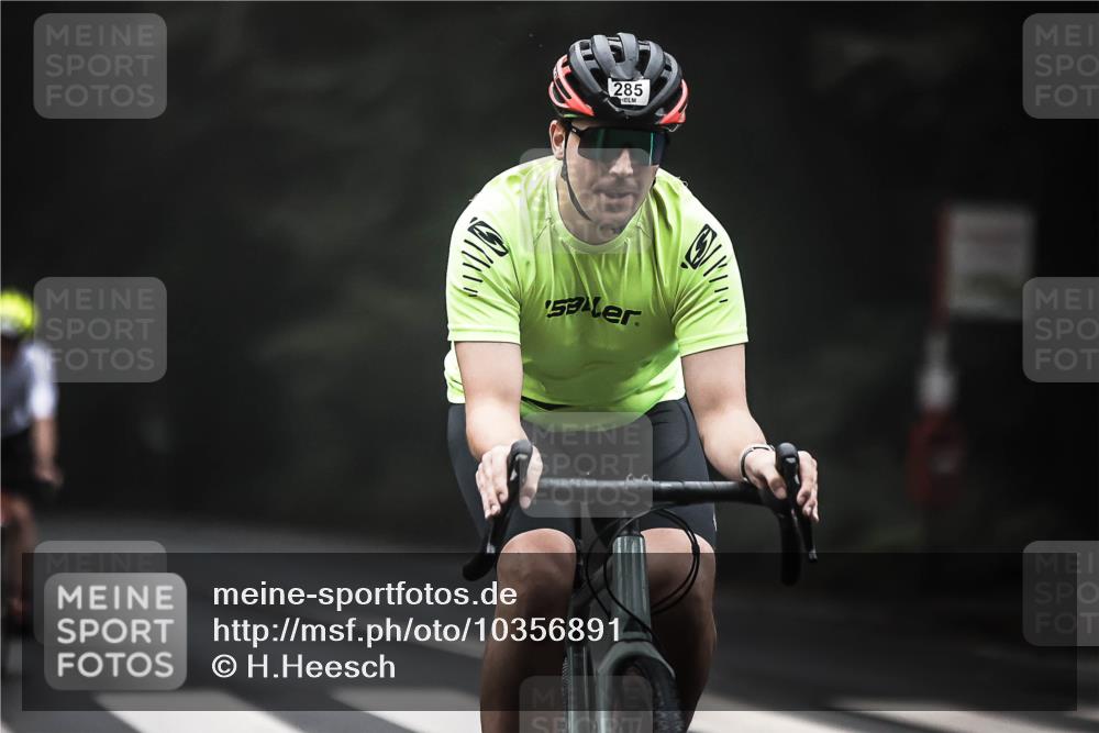 13.09.2026 - Stadtparktriathlon H.Heesch http://msf.ph/oto/10356891 13.09.2026 09:51:01 Radfahren 217, 227, 239, 285, 293 meine-sportfotos.de