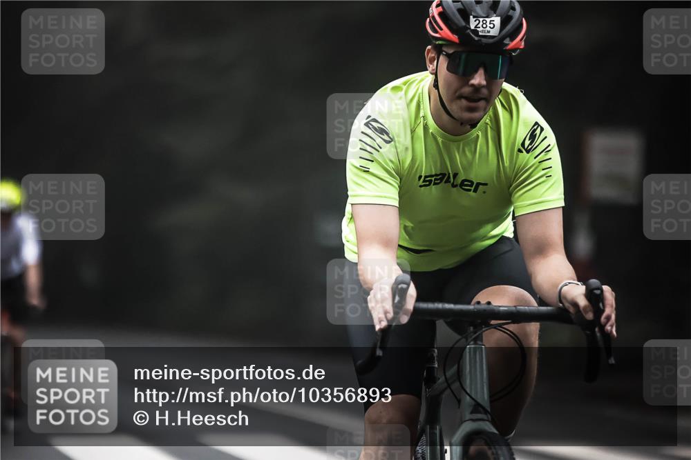 13.09.2026 - Stadtparktriathlon H.Heesch http://msf.ph/oto/10356893 13.09.2026 09:51:02 Radfahren 217, 227, 239, 285, 293 meine-sportfotos.de