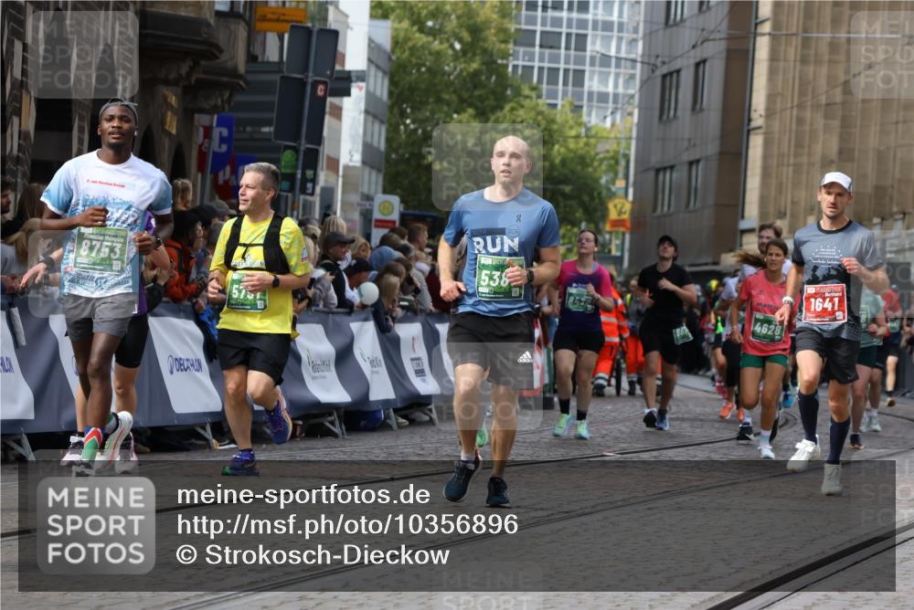13.09.2026 - 21. swb-Marathon Bremen Strokosch-Dieckow http://msf.ph/oto/10356896 13.09.2026 13:37:17 Ziel 551, 813, 843, 950, 1285, 1641, 1849, 1991, 2241, 2275, 2930, 3122, 3541, 3635, 3787, 3874, 3909, 3998, 4261, 4335, 4410, 4448, 5236, 5355, 5447, 6056, 6269, 6408, 6431, 6629, 6961, 6966, 7046, 7398, 7445, 7640, 7937, 8034, 8498, 8685, 8839, 9310, 9317, 9331, 9415, 9589, 9840, 270, 391, 448, 869, 3323, 3627, 3804, 3823, 4628, 5388, 5738, 5791, 7074, 7571, 8439, 8553, 8674, 8748, 8753, 9441, 10106 meine-sportfotos.de