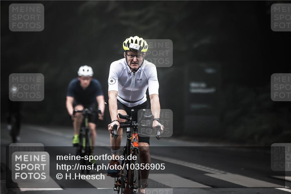 13.09.2026 - Stadtparktriathlon H.Heesch http://msf.ph/oto/10356905 13.09.2026 09:51:03 Radfahren 217, 227, 239, 285, 293 meine-sportfotos.de