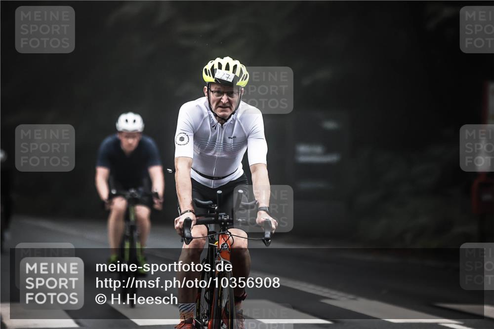 13.09.2026 - Stadtparktriathlon H.Heesch http://msf.ph/oto/10356908 13.09.2026 09:51:03 Radfahren 217, 227, 239, 285, 293 meine-sportfotos.de