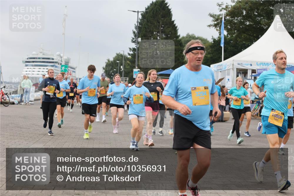 13.09.2026 - Kiel Lauf Andreas Tolksdorf http://msf.ph/oto/10356931 13.09.2026 09:59:29 Kiellinie 84, 9775, 2470, 3294, 809, 4, 39, 10809 meine-sportfotos.de