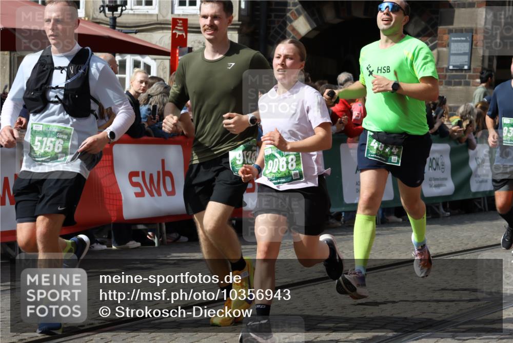 13.09.2026 - 21. swb-Marathon Bremen Strokosch-Dieckow http://msf.ph/oto/10356943 13.09.2026 13:33:47 Ziel 831, 1124, 2283, 2960, 2980, 3562, 4052, 4219, 4243, 4492, 4536, 4543, 4565, 5040, 5560, 5660, 5726, 5861, 5862, 5914, 6256, 6421, 6597, 6614, 6777, 6844, 6882, 6915, 6997, 7145, 7421, 7523, 7789, 7863, 8093, 8177, 8501, 8599, 8602, 8691, 9206, 9508, 9616, 9856, 9883, 10114, 13078, 13084, 1656, 2727, 3389, 3522, 3790, 4613, 4658, 5341, 5513, 5563, 5587, 6151, 6508, 6509, 6623, 7047, 7303, 7354, 7431, 8025, 8512, 8641, 8910, 9344 meine-sportfotos.de